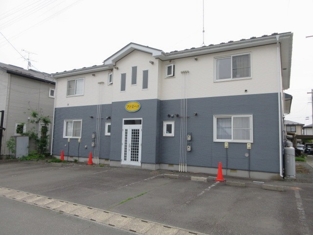 ファミーユ　収益物件